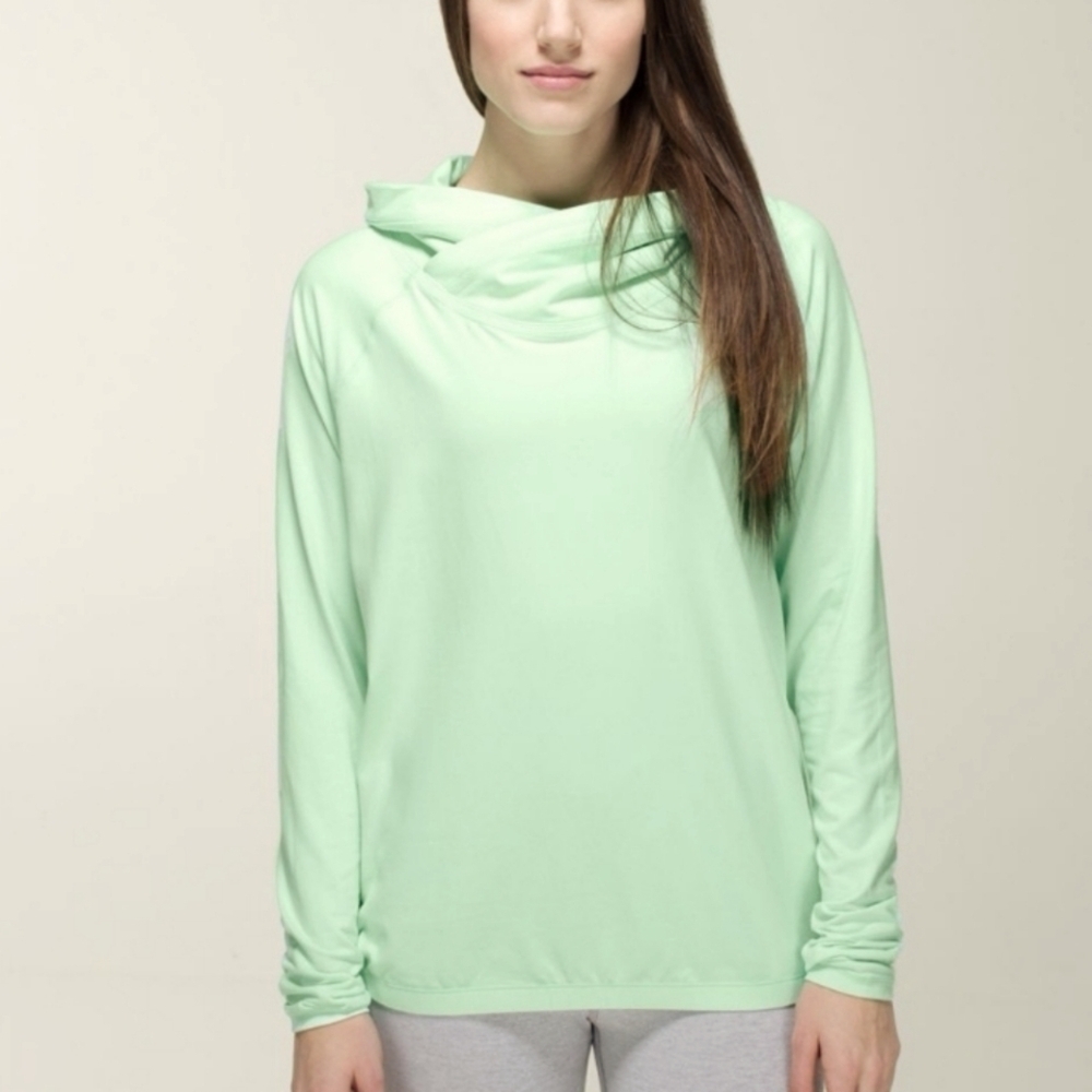 Lululemon s10 healthy heart pullover fresh teal